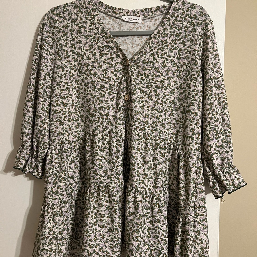 First Love Green and White 3/4 Sleeve Relaxed Tunic
